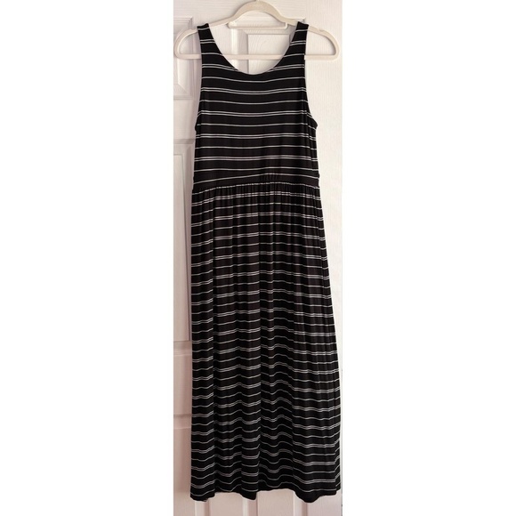 ATHLETA Maxi Dress Black White Striped Medium Casual Comfortable Versatile - Picture 3 of 9